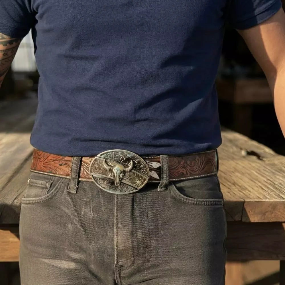 Fivela Cabeça de Touro com Canivete Secreto - Esporatto