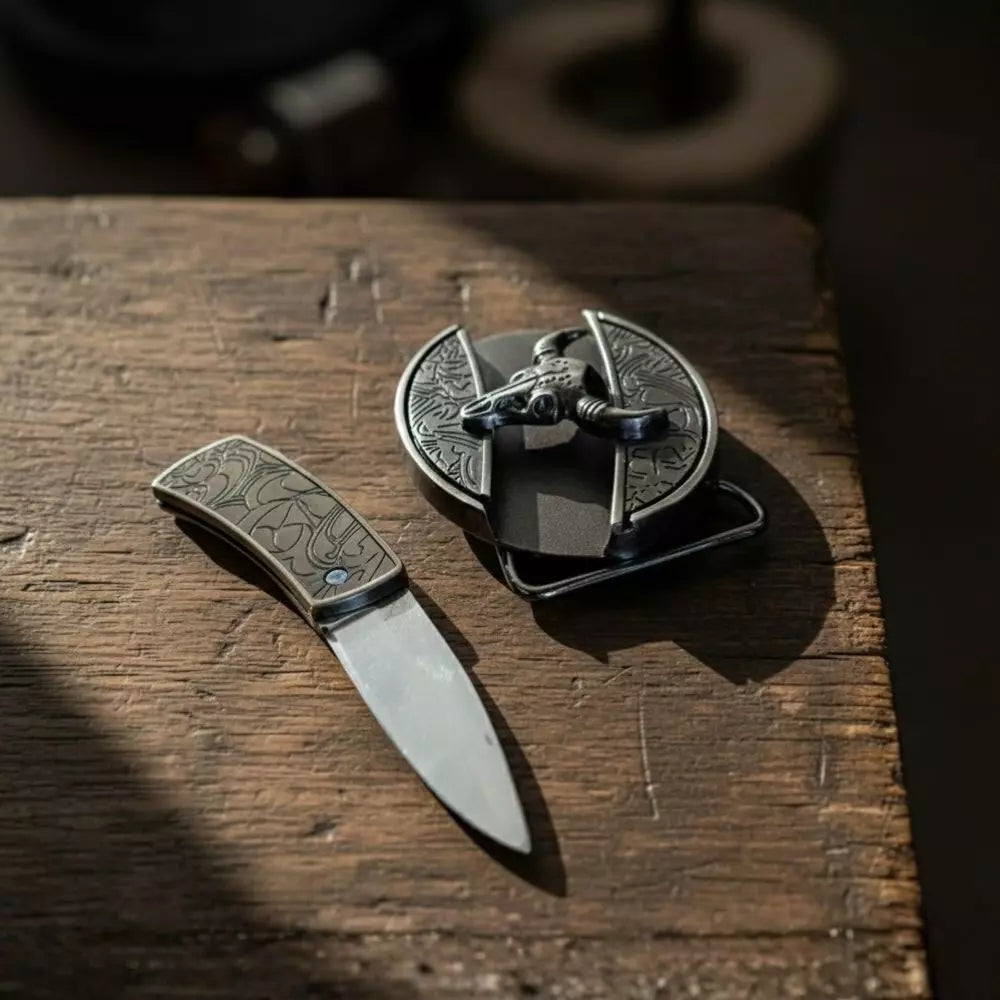 Fivela Cabeça de Touro com Canivete Secreto - Esporatto